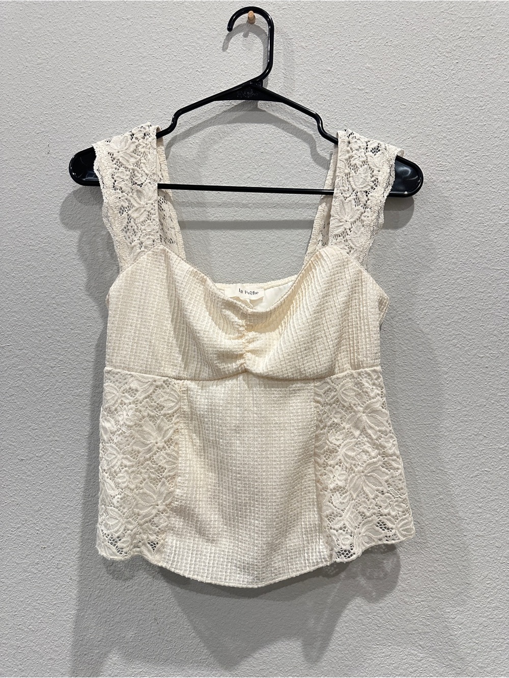 La Peche Cream Lace-Detail Women's Tank Top